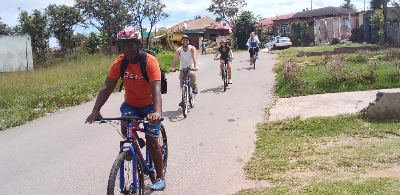 ソウェト Authentic Bicycle Tours And Backpackersホステル エクステリア 写真
